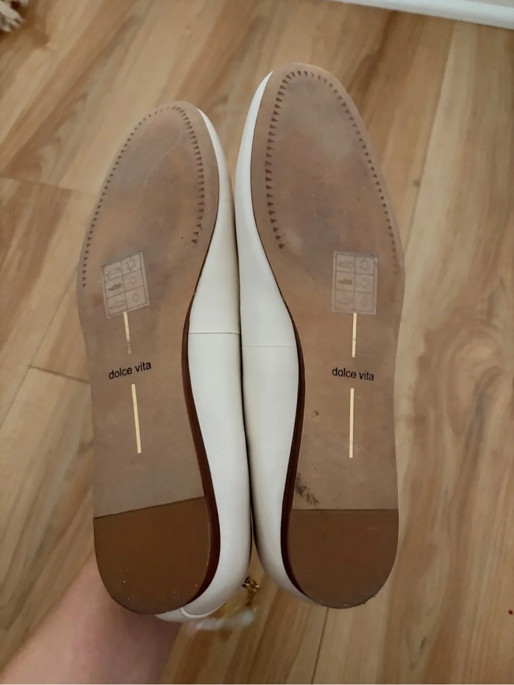 Dolce Vita Cream Ballet Flats with Decorative Anklet Chain